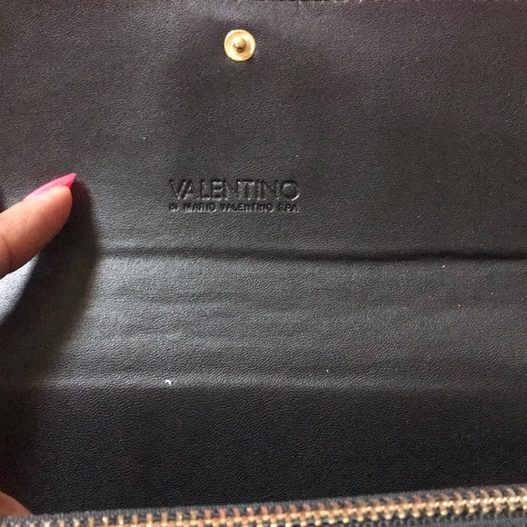 VALENTINO WOC - Picture 4 of 6